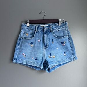 PacSun Jean Shorts Size 2 Light Blue Flower Embroidered Denim Shorts